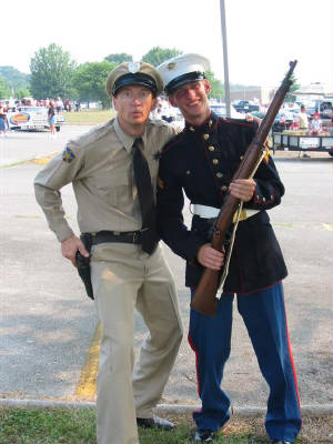 FarragutparadeBarneywithGomer.jpg